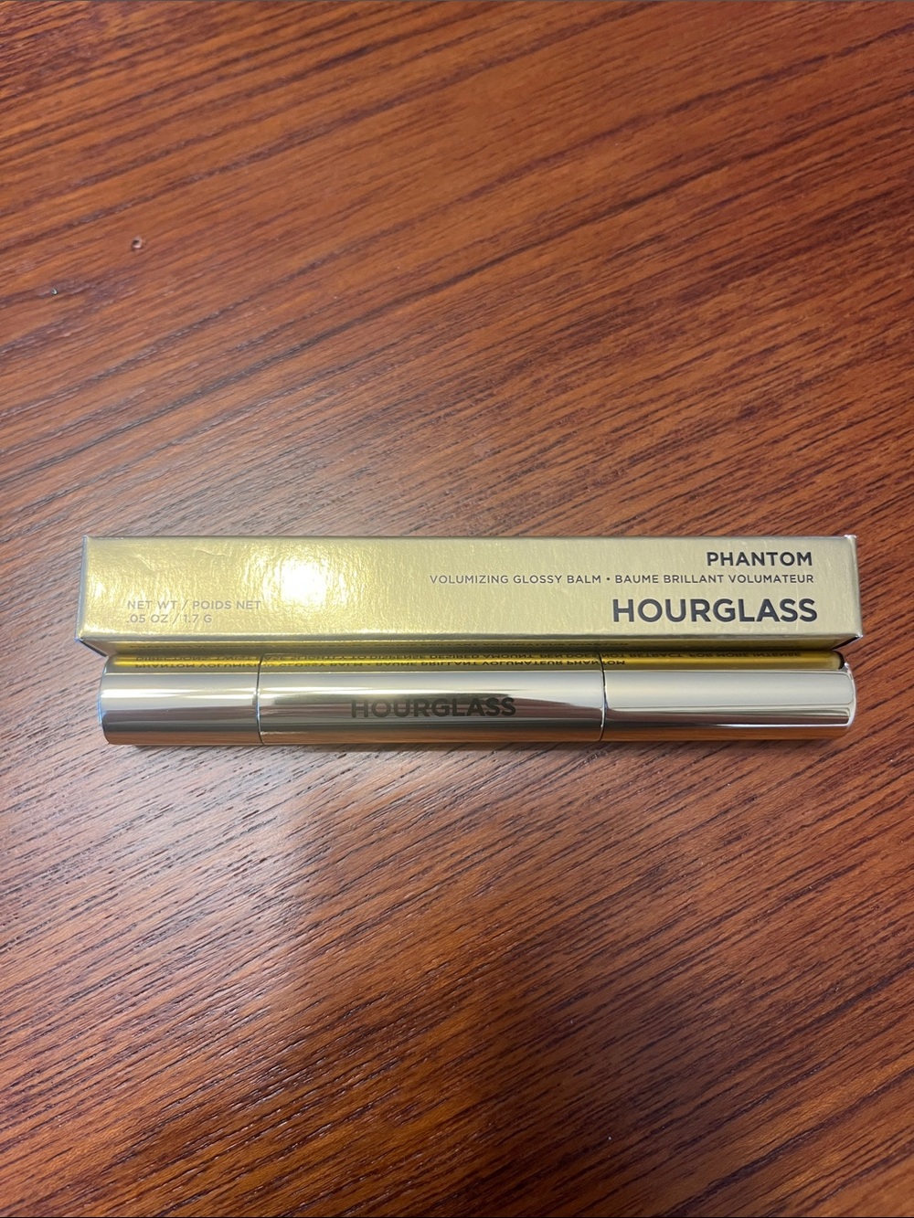 Hourglass Phantom Volumizing Glossy Balm — MIST